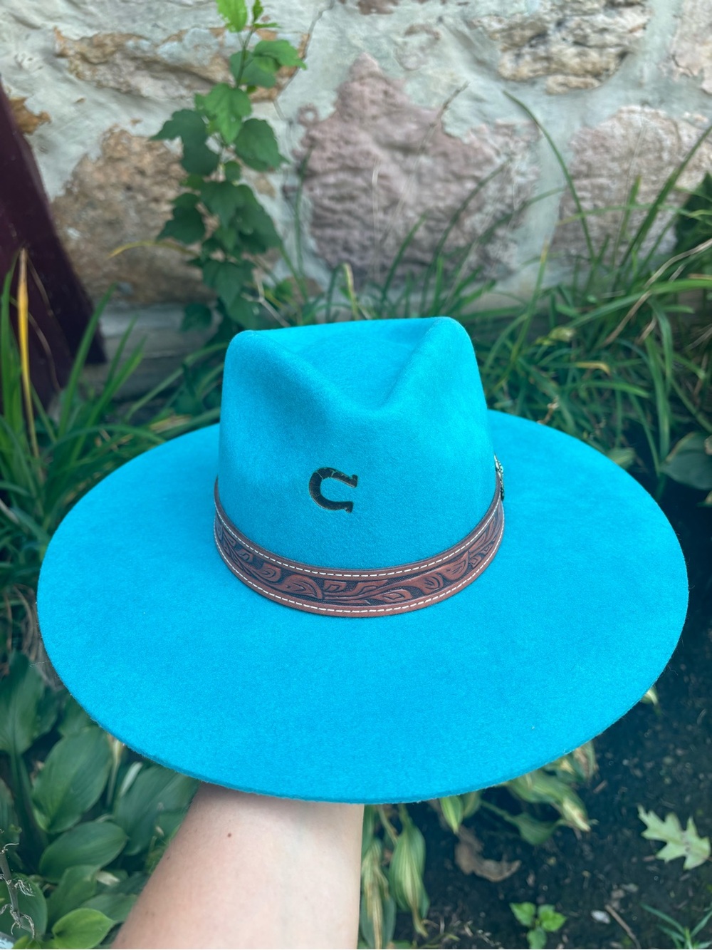 Like New Charlie 1 Horse Turquoise White Sands felt Hat Sz Small